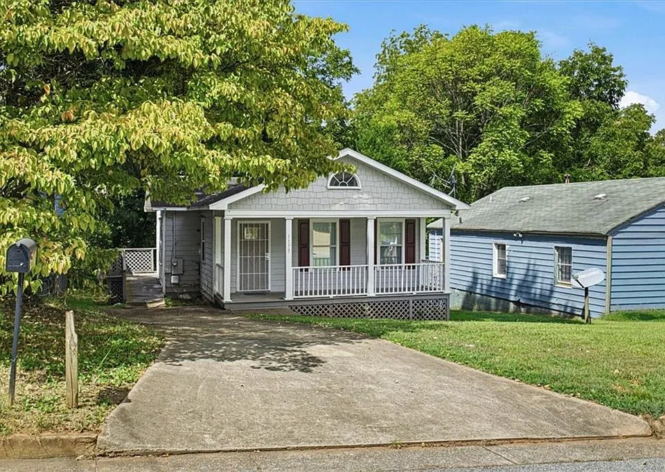 1173 Moton Ave SW