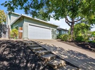 832 Montrose Ct, Santa Rosa, CA 95409