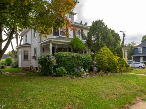 22 Club Pl, Freehold Boro, NJ 07728