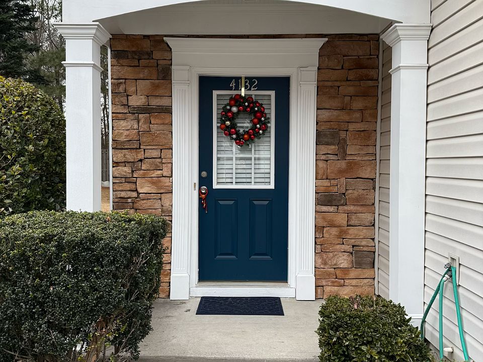 1st image of 4132 Royal Regency Cir NW