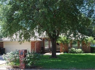 68 Delmore Dr, Hillsboro, TX 76645