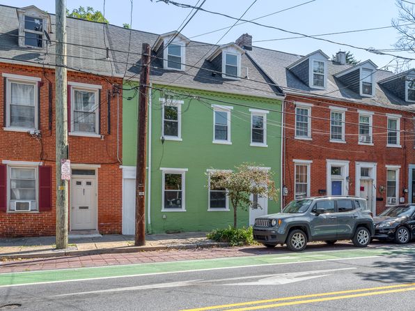 249 N Mulberry St APT 3