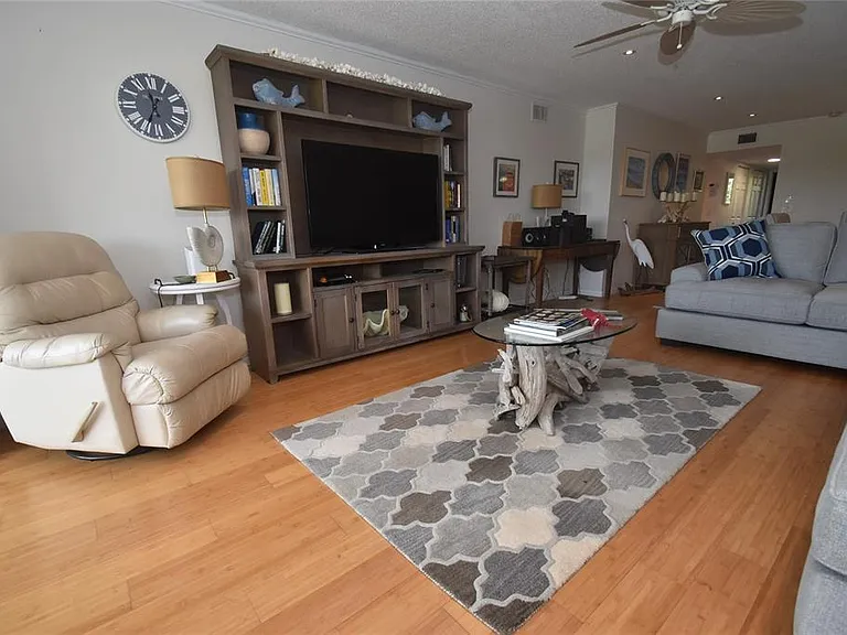 1520 Pelican Point Dr #BA153 — Photo 8