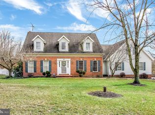 52 Lynn Dr, Mohrsville, PA 19541