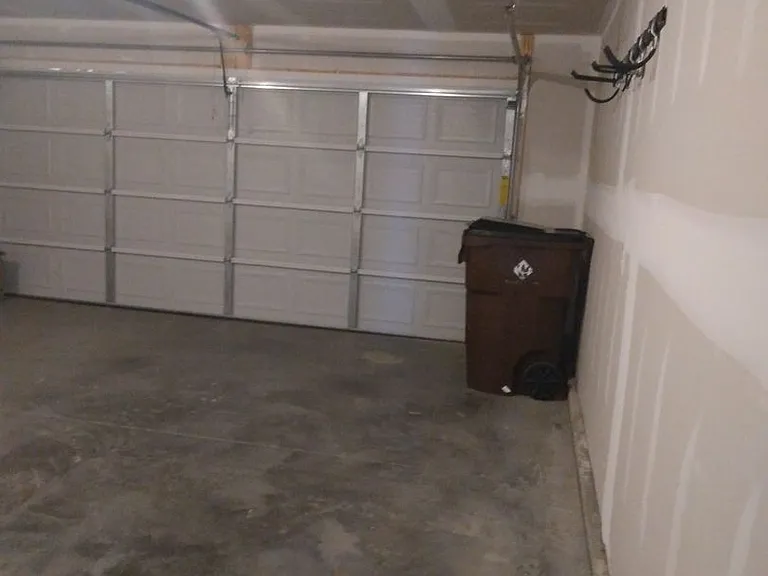 220 Greene Ln — Photo 27