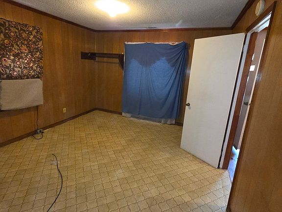 4th image of 717 Euclid St.