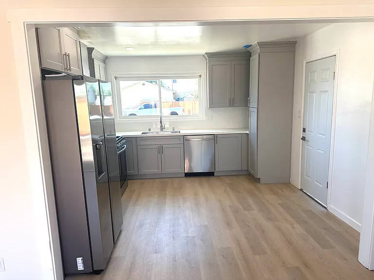 7777 Shannon Ave — Photo 9