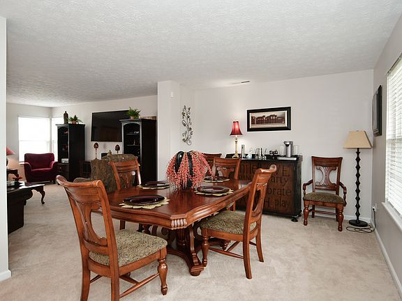 3rd image of 11641 Sandwood Ct
