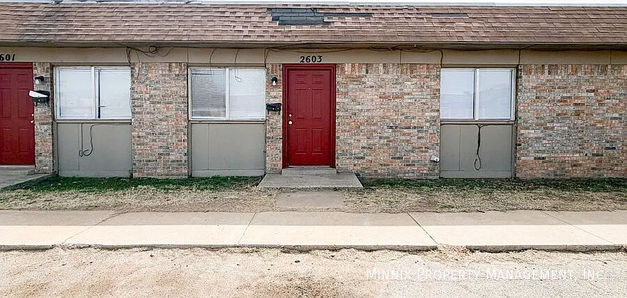 2601 W 16th St
