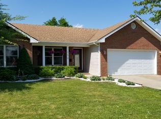 150 Swiss Stone Way E, Mount Sterling, KY 40353