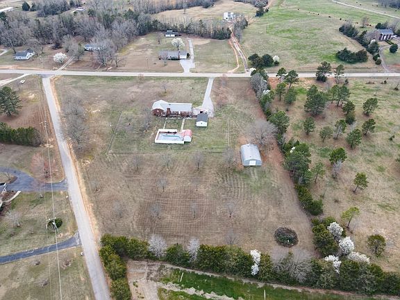 4th image of 421 Blackstock Rd