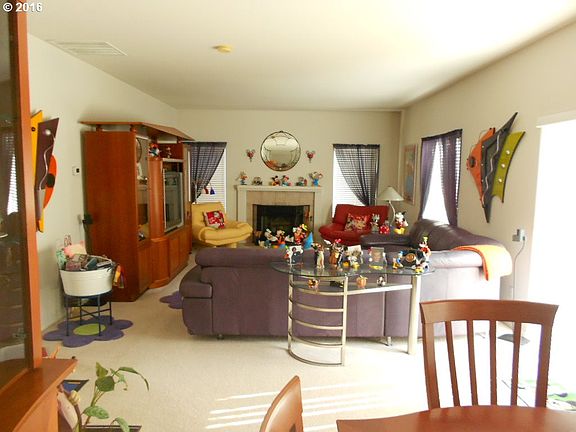 4th image of 19126 Driftwood Dr