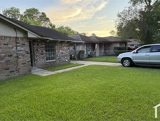 4 bed, 1025 sqft, $1,695 — Photo 4