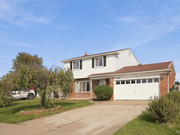 37718 Douglas Ct, Sterling Heights, MI 48310