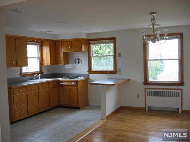 2nd image of 56 Scoles Ave Floor 2