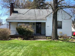 1576 Brainard Rd, Lyndhurst, OH 44124