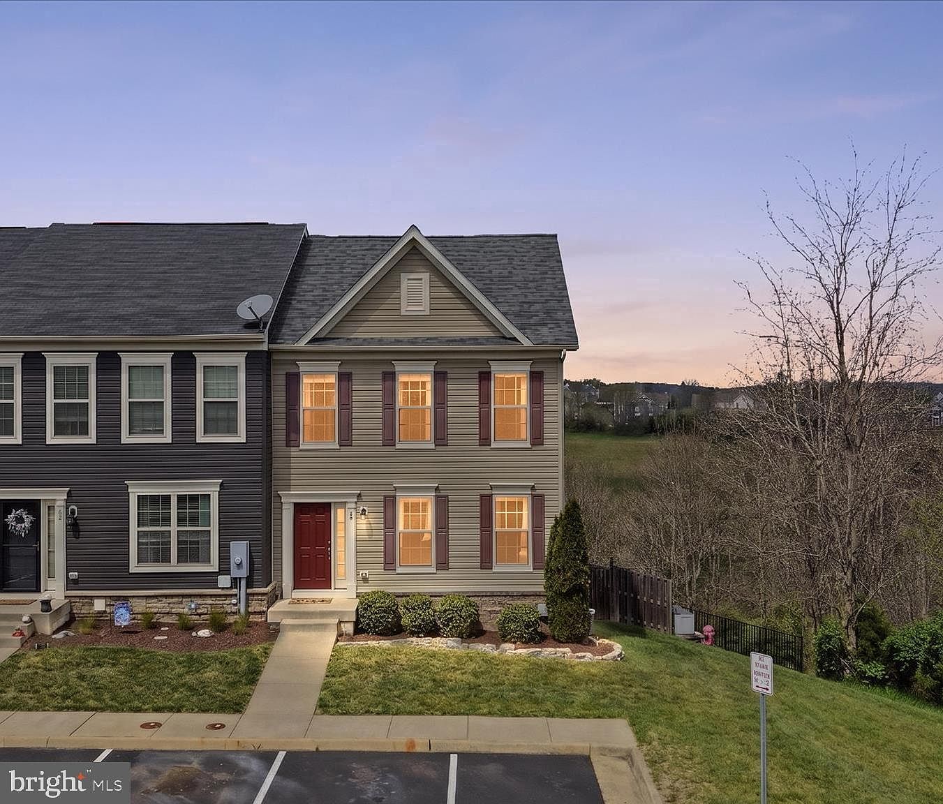 60 Niblick Sq