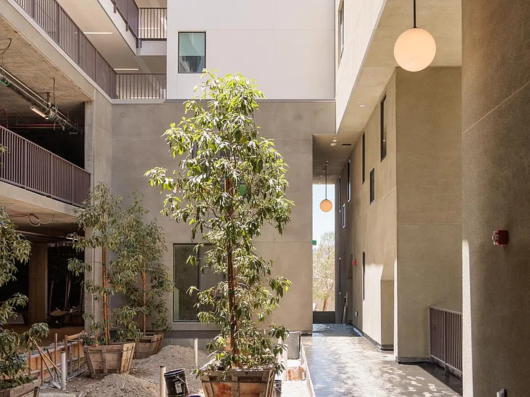 Woodlake Apartments — Photo 12