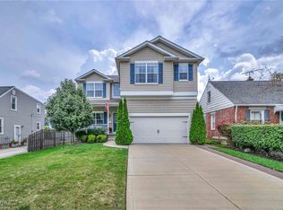 1371 Commonwealth Ave, Mayfield Heights, OH 44124