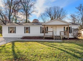 524 Ardmore Dr, Belleville, IL