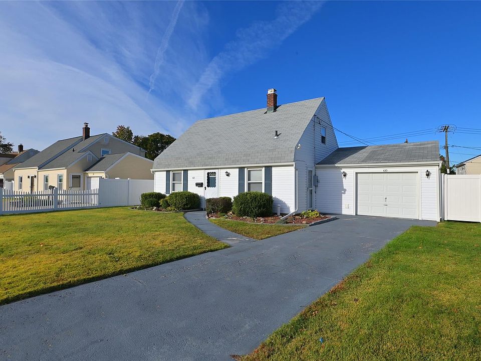 1st image of 60 James Ln