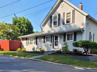 18 Booth Ave, Warwick, RI 02888