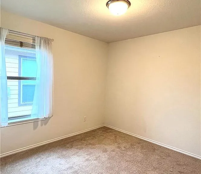813 Oatmeal Dr — Photo 12