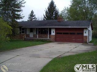 78 Saint James St, Marysville, MI 48040
