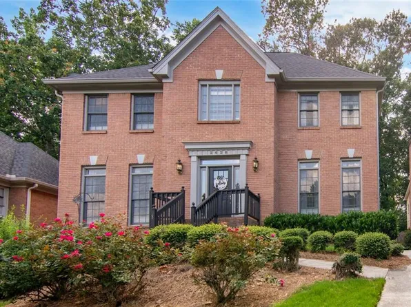 2428 Kings Arms Dr, Atlanta, GA 30345