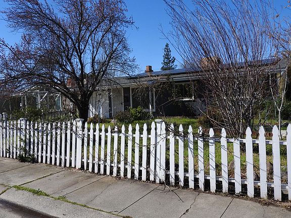 3rd image of 5813 El Campo Way
