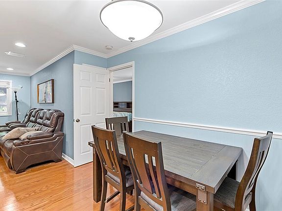 5th image of 10265 GANDY BOULEVARD N #813