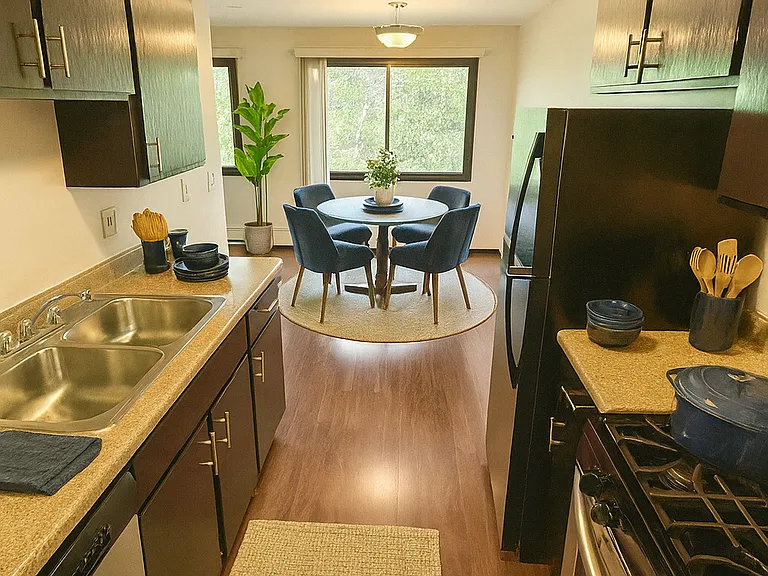 Cedars of Edina Apartments — Photo 108