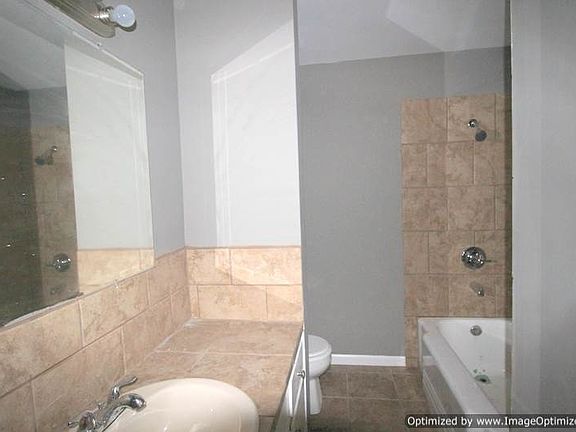 4th image of 3556 S Lynn St