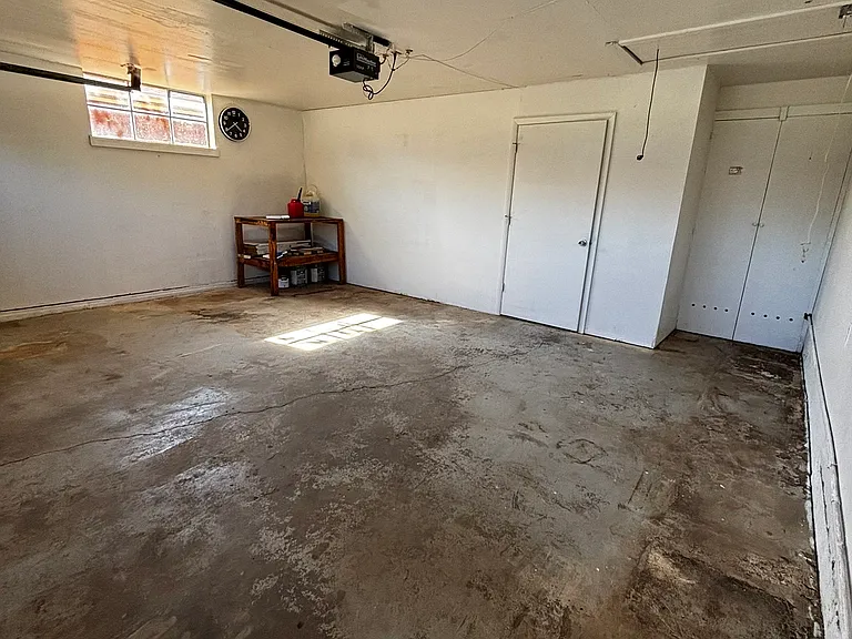 1505 Carlisle Ct — Photo 16