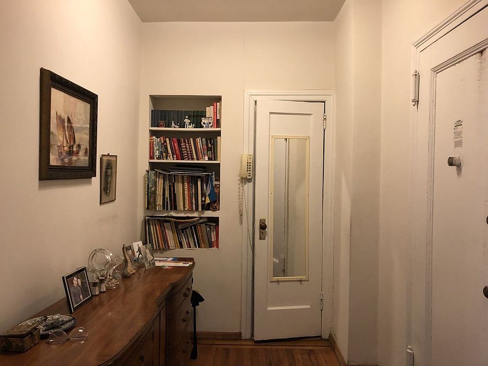 1st image of 3130 Brighton 6th St APT 3F