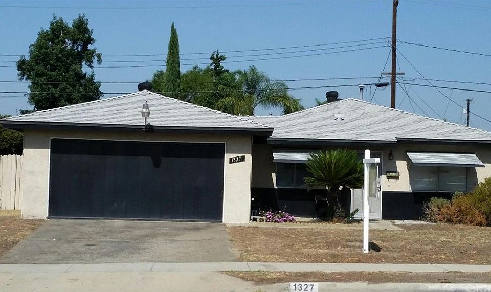 1st image of 1327 N Baker Ave