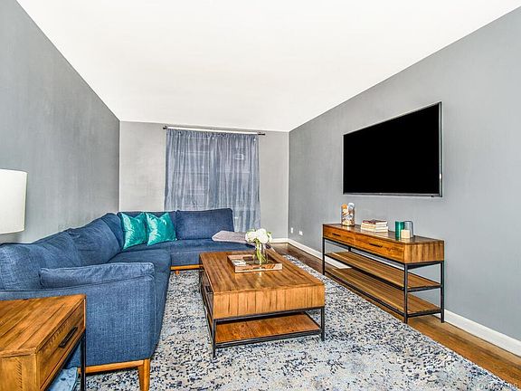 2nd image of 1475 Thieriot Ave APT 3-C