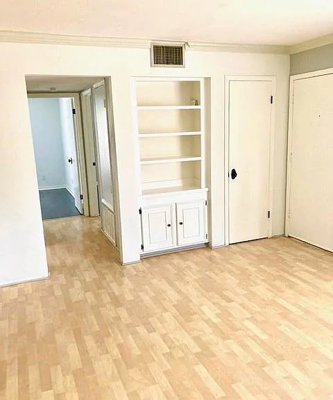 800 Post Oak Blvd #50 — Photo 2