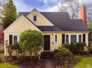 2140 Agate St, Eugene, OR 97403