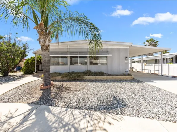 1069 Redondo Way, Hemet, CA 92543