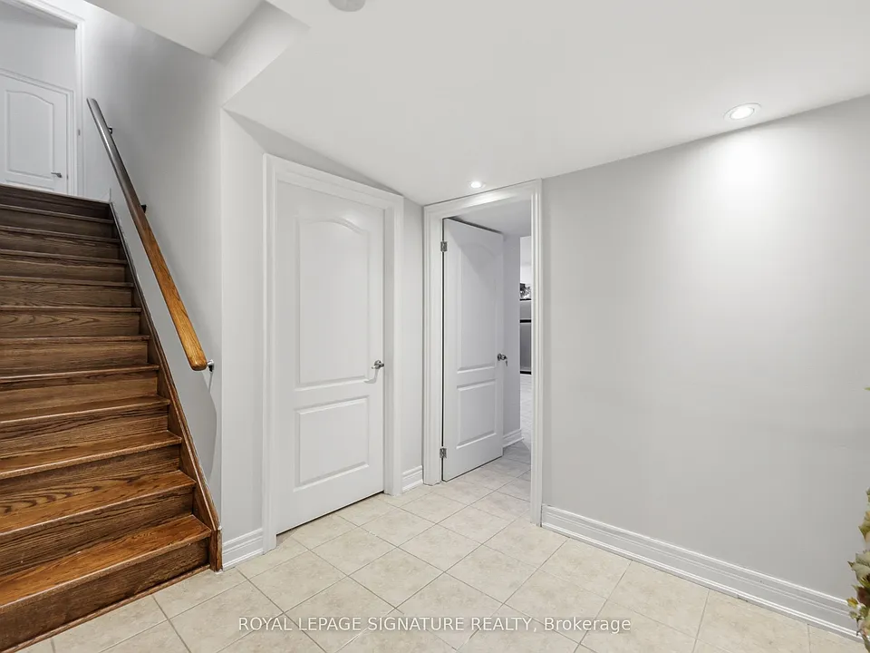221 Peak Point Blvd #BASEMENT