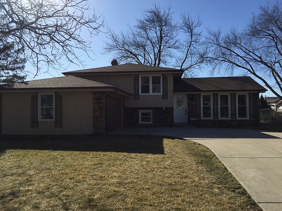 1st image of 8901 147th St