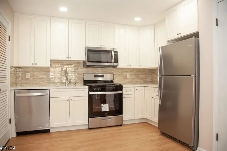 105 Newark Pompton Tpke #B14D — Photo 3