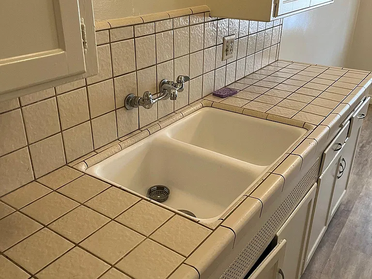 923 N Glendale Ave #10 — Photo 9