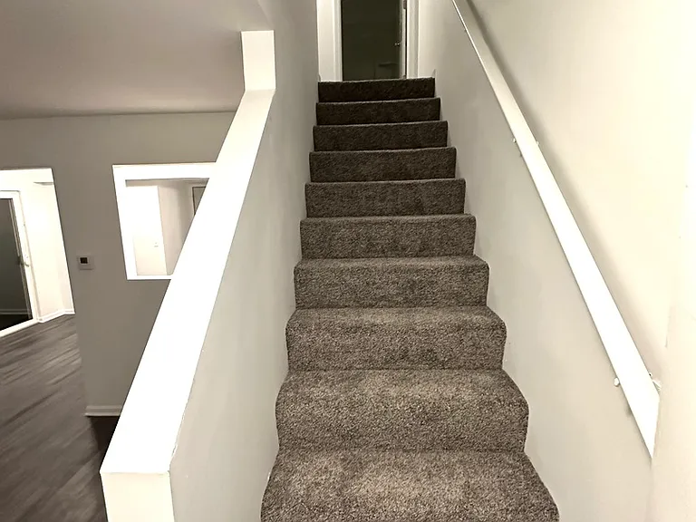 923 Four Seasons Blvd — Photo 11