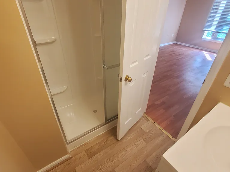 900 Swallow Crest Ct #K — Photo 11