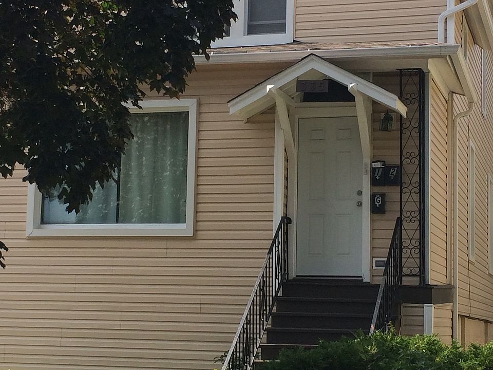 2nd image of 335 Des Plaines Ave #Garden