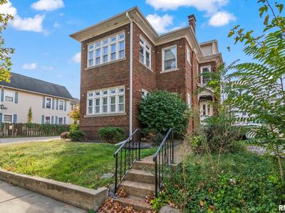 907 S 4th St, Springfield, IL, 62703
