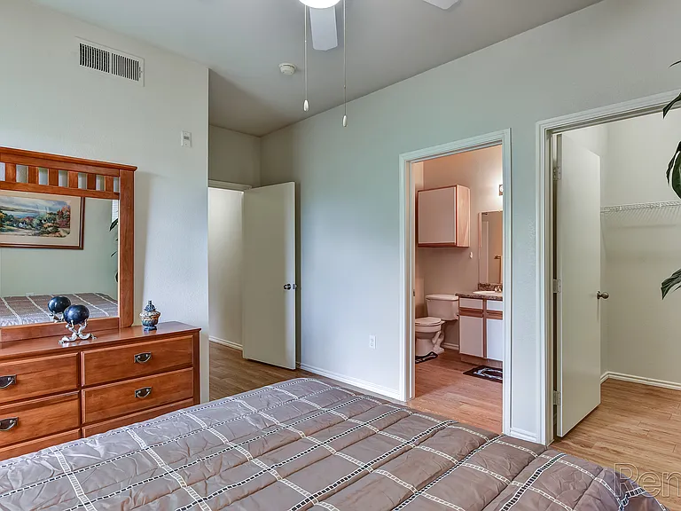 The Lodge at Lost Pines Apartments — Photo 56