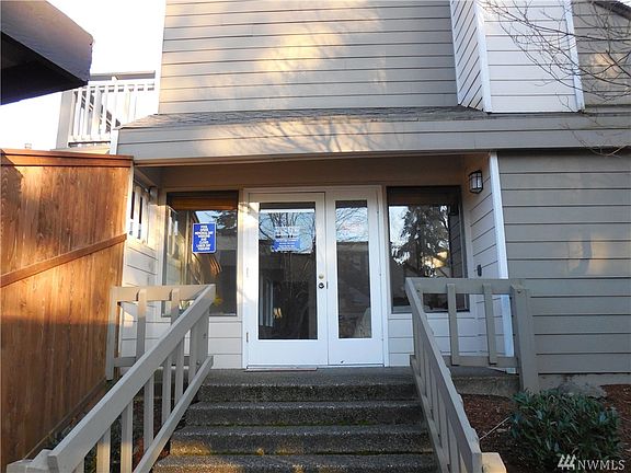 4th image of 2532 S 317th St APT 307